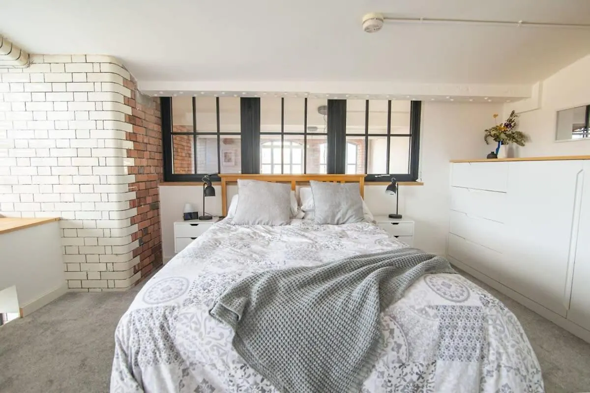 The Robinson Building Apartment Bristol 0*,  United Kingdom