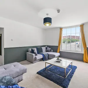  Apartment Harbourside Heaven In - Sleeps 8